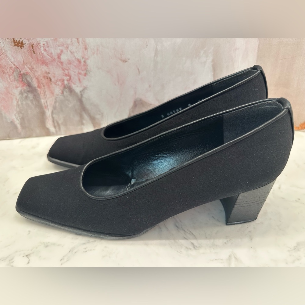 Stuart Weitzman Black Gore-Tex Rainaway Pumps Block Heel Women’s 8AAA Square Toe - Picture 4 of 10